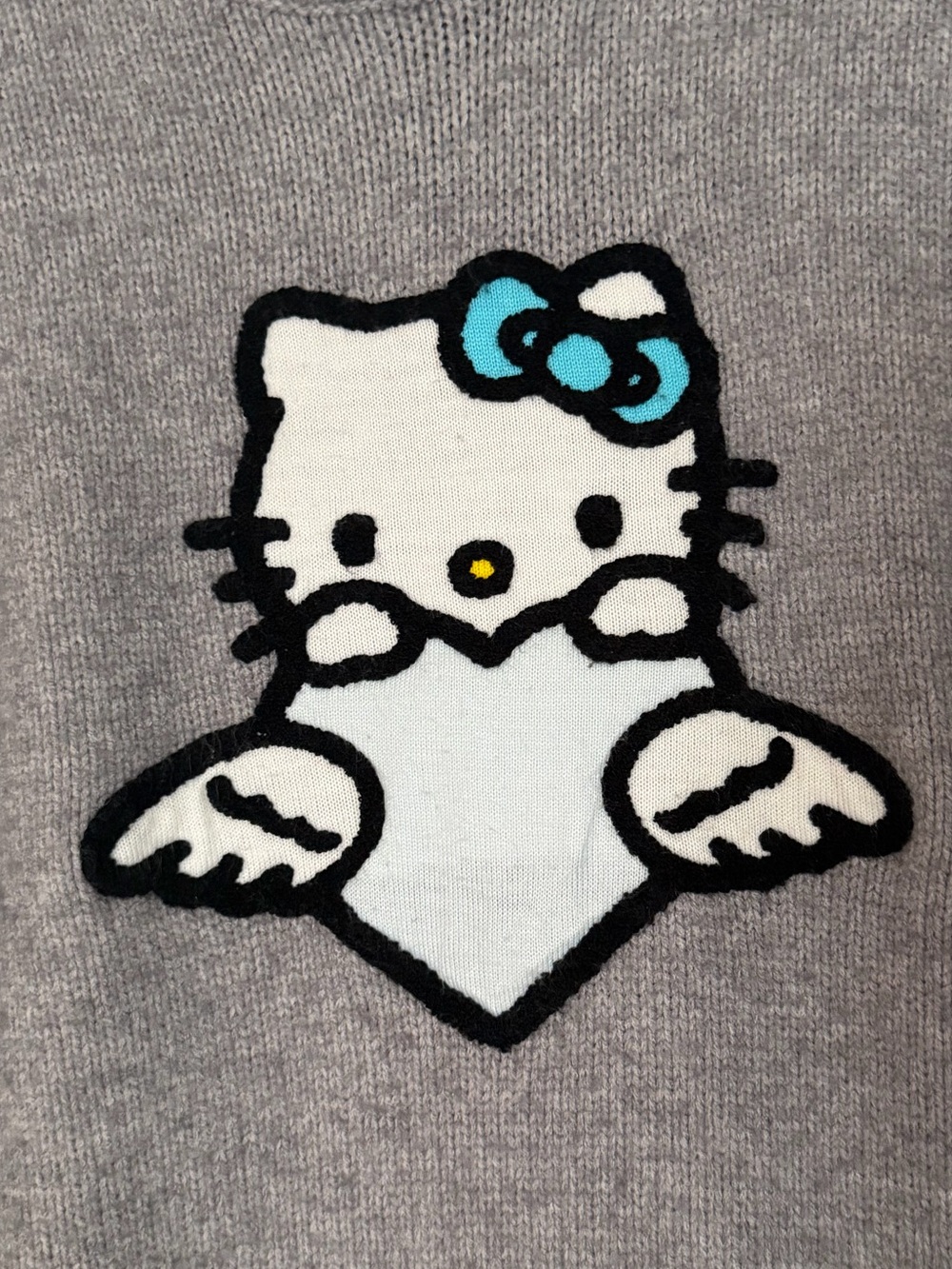 Forever 21 x Sanrio Hello Kitty Angel Gray Knit oversized Sweater Blue Bow Small - Picture 3 of 13